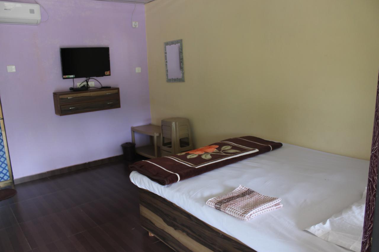Sai Kishan Resort Kashid Exteriör bild